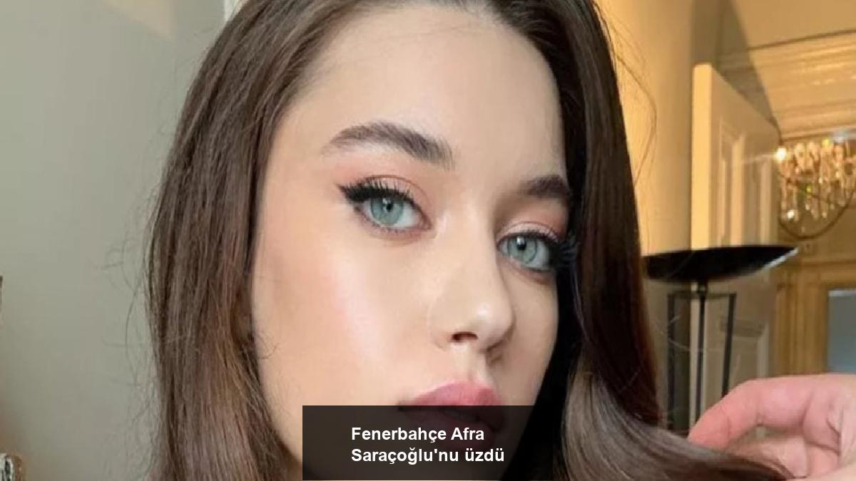 fenerbahce-afra-saracoglunu-uzdu-LrNpz6jD.jpg