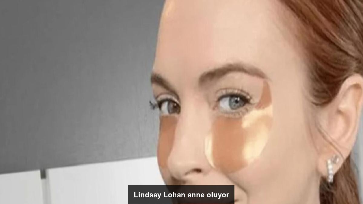 lindsay-lohan-anne-oluyor-HpdbcFkO.jpg