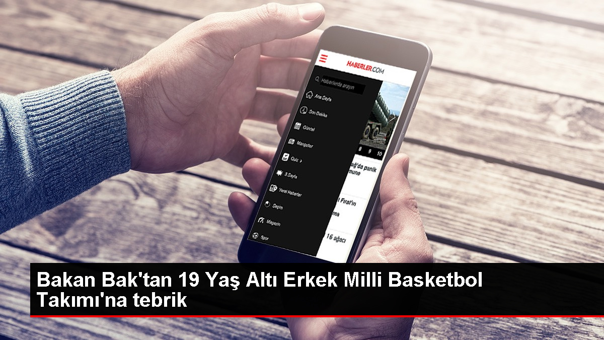 genclik-ve-spor-bakani-osman-askin-bak-19-yas-alti-erkek-ulusal-basketbol-grubunu-eFxWTHc6.jpg