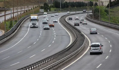 TEM Otoyolu’nda heyelan! Ankara-İstanbul tarafı trafiğe kapandı