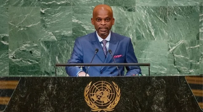 Togolu Dışişleri Bakanı Robert Dussey’den BM Genel Heyeti’nde tarihi konuşma: Artık sizden bıktık
