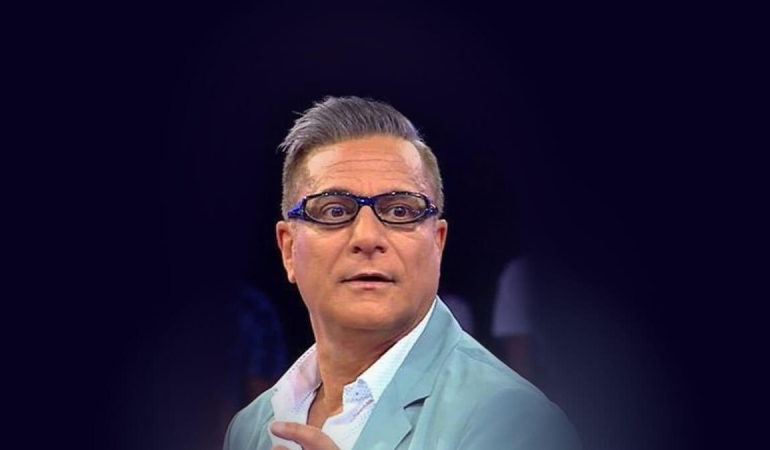 Mehmet Ali Erbil ‘Emekli Maaşımla Nasıl Alacağım?’ Diyerek İsyan Etti! ‘Çıplak Dolaşırım Daha İyi’