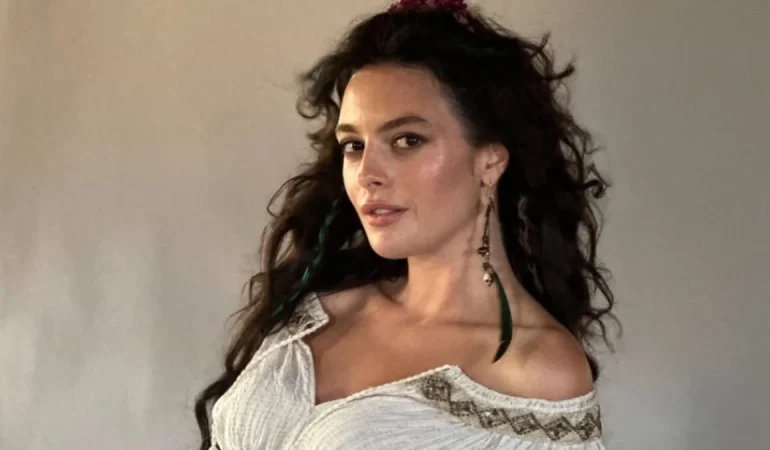 Dans etmeyi çok seviyor! Oyuncu Melis Sezen’den Yeni Performans