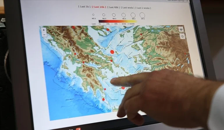 Prof. Dr. Süleyman Pampal: Ege’deki Depremler, Volkanik Patlamanın Habercisi Olabilir