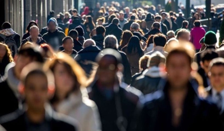 Türkiye’de Yaşayan Yabancı Nüfus Açıklandı: Hangi Ülkeden Kaç Kişi Var?