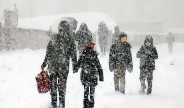 İSTANBUL’DA OKULLAR YARIN TATİL EDİLDİ!