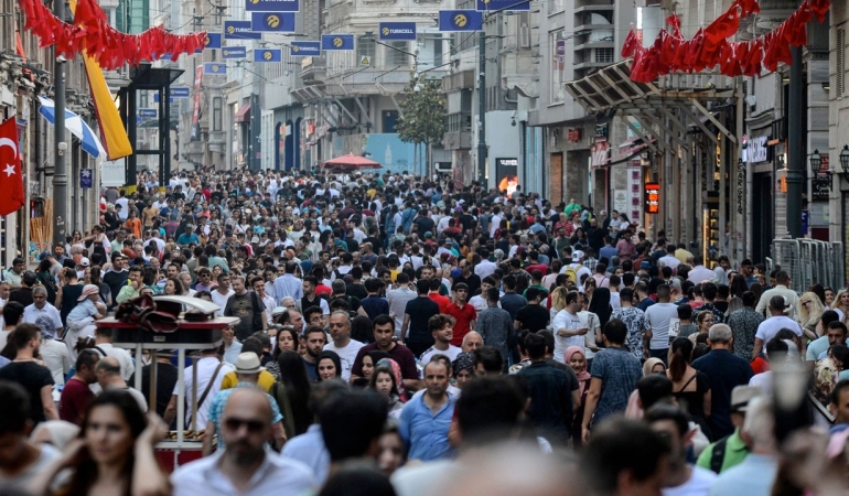 TÜRKİYE’DE EN YAYGIN İSİM VE SOYADLAR AÇIKLANDI