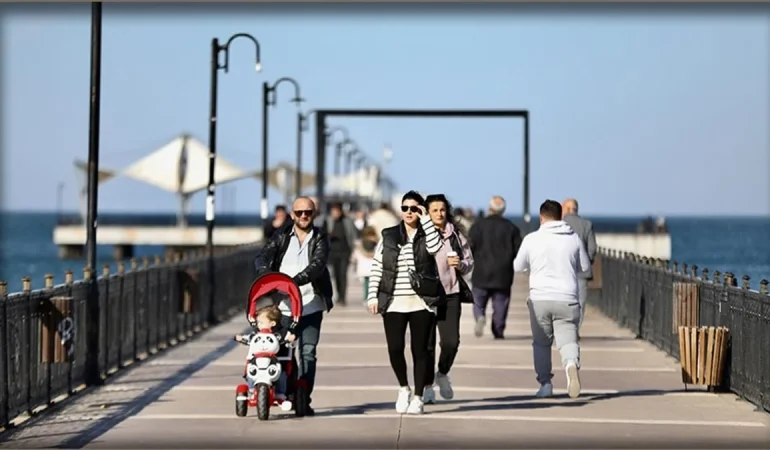 HAFTA SONUNA KADAR BAHAR HAVASI! SICAKLIKLAR 15 DERECEYE KADAR YÜKSELECEK