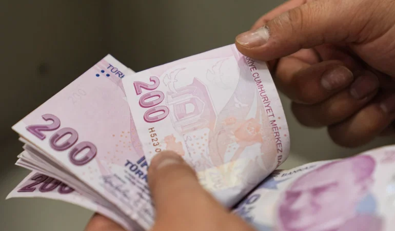 MEMUR VE EMEKLİLERİN 3 AYLIK MAAŞ ENFLASYON FARKI AÇIKLANDI