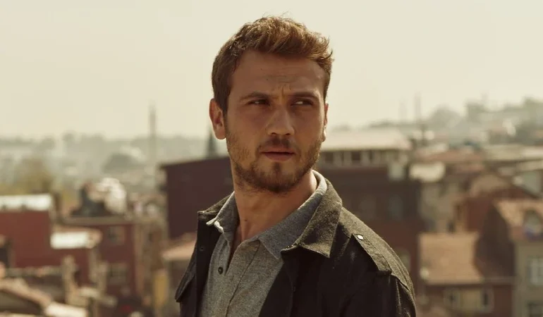 ARAS BULUT İYNEMLİ SETTE KAZA GEÇİRMİŞTİ: SON HALİ GÜNDEMDE