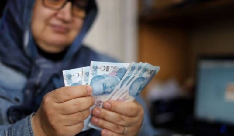 TEMMUZ’DA NE OLACAK? EMEKLİYE YÜZDE 20 ZAM GÜNDEMDE