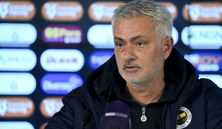 MOURINHO, GALATASARAY MAÇININ FENERBAHÇE’YE ETKİSİ OLMADIĞINI AÇIKLADI!