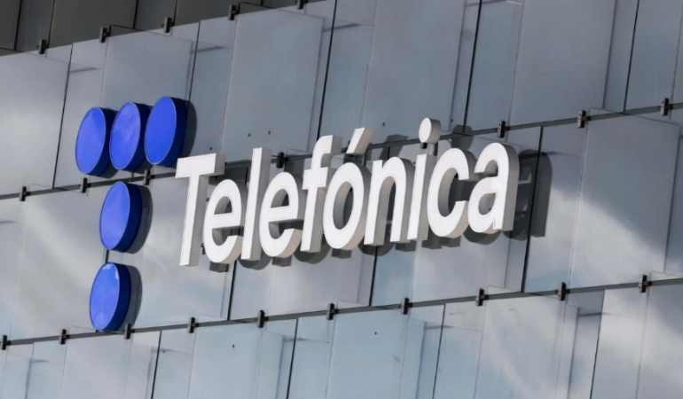 İSPANYA’DA TÜM MOBİL ŞEBEKELER ÇÖKTÜ