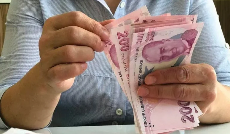 MAAŞINI İPTAL EDEN EMEKLİLER KAZANÇLI ÇIKIYOR