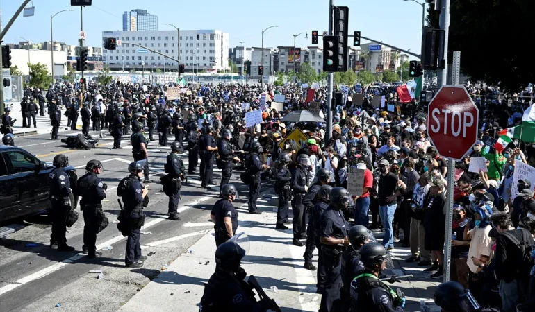 LOS ANGELES’TA SOKAĞA ÇIKMA YASAĞI İLAN EDİLDİ