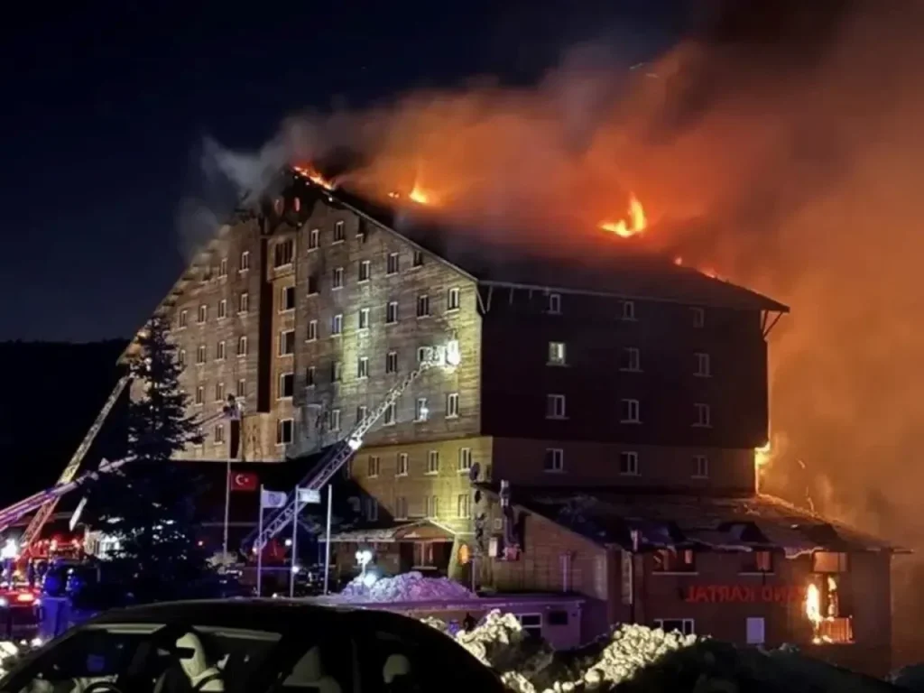 8752 bolu kartalkaya yangini davasinda 32 sanik hakim karsisinda