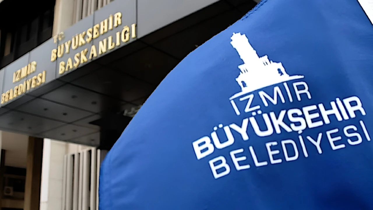 izmir-buyuksehir-belediyesine-operasyon-7zlc