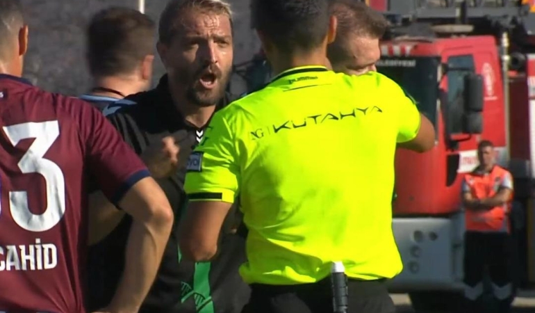 Sakaryaspor’un Yeni Kaptanı Caner Erkin’den Olaylı Başlangıç