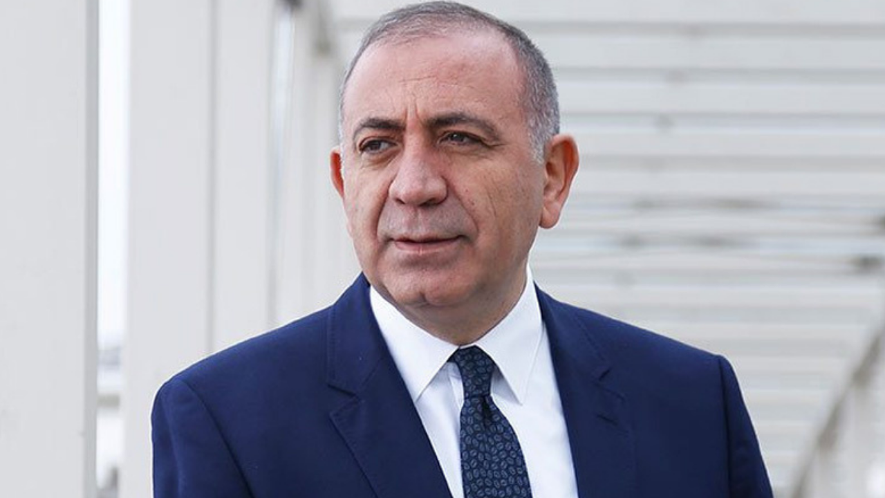 kayyum-kararinin-ardindan-chpyi-chpliler-yonetecek-diyen-gursel-tekin-partisinden-istifa-ettigini-aciklamisti-1wea