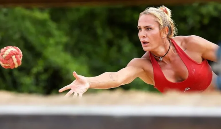 Nagihan Karadere’den Yürek Burkan Açıklama: “Sağlık Sorunlarıyla Mücadele Ediyorum”