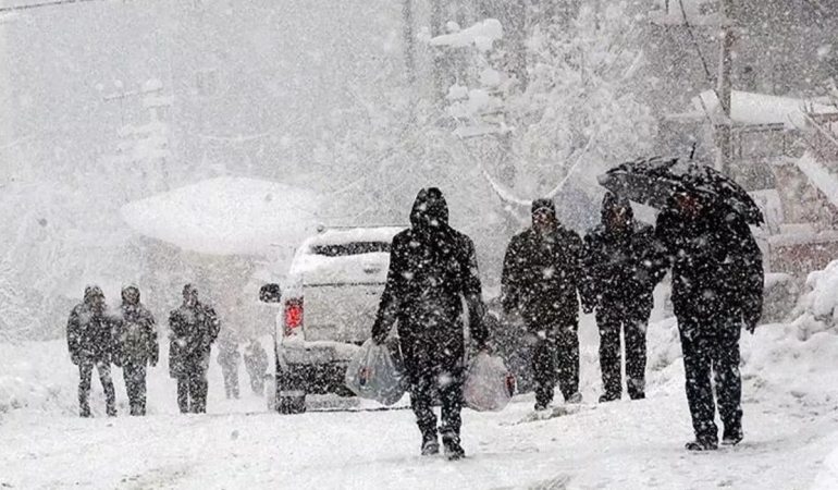 KAR ALARMI: “HER YER BEYAZA BÜRÜNECEK” HAZIRLIKLI OLUN!