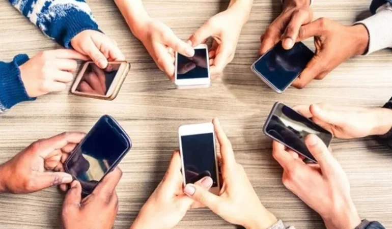 CEP TELEFONU ABONELİĞİNDE YENİ DÖNEM: YABANCILARA ÖZEL HAT UYGULAMASI GELİYOR